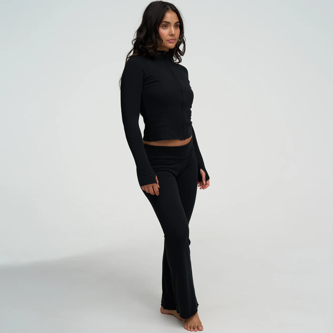 Cotton Body Fitted Zipper Jacke - Image 3
