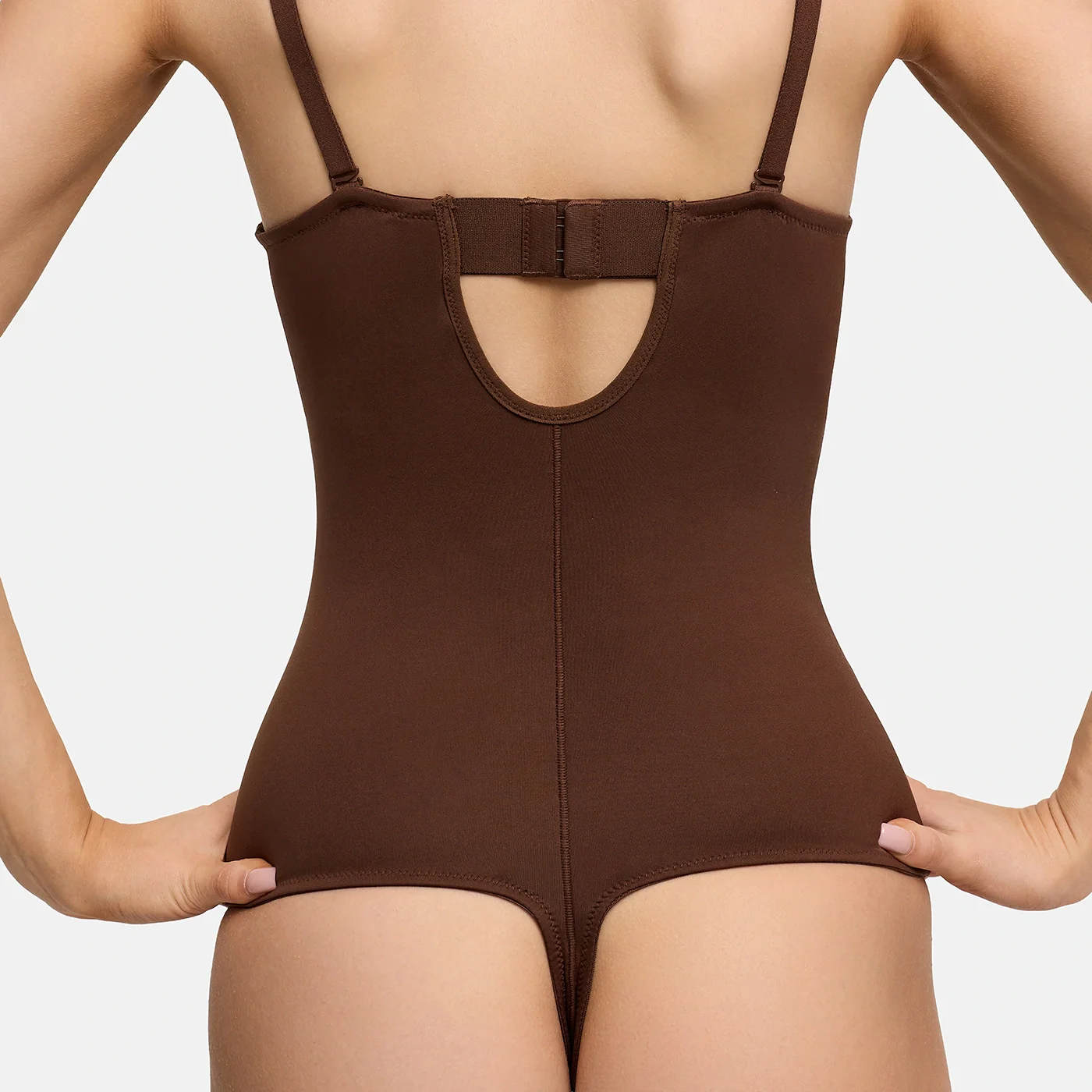 Push-Up Bodysuit mit String - Image 14