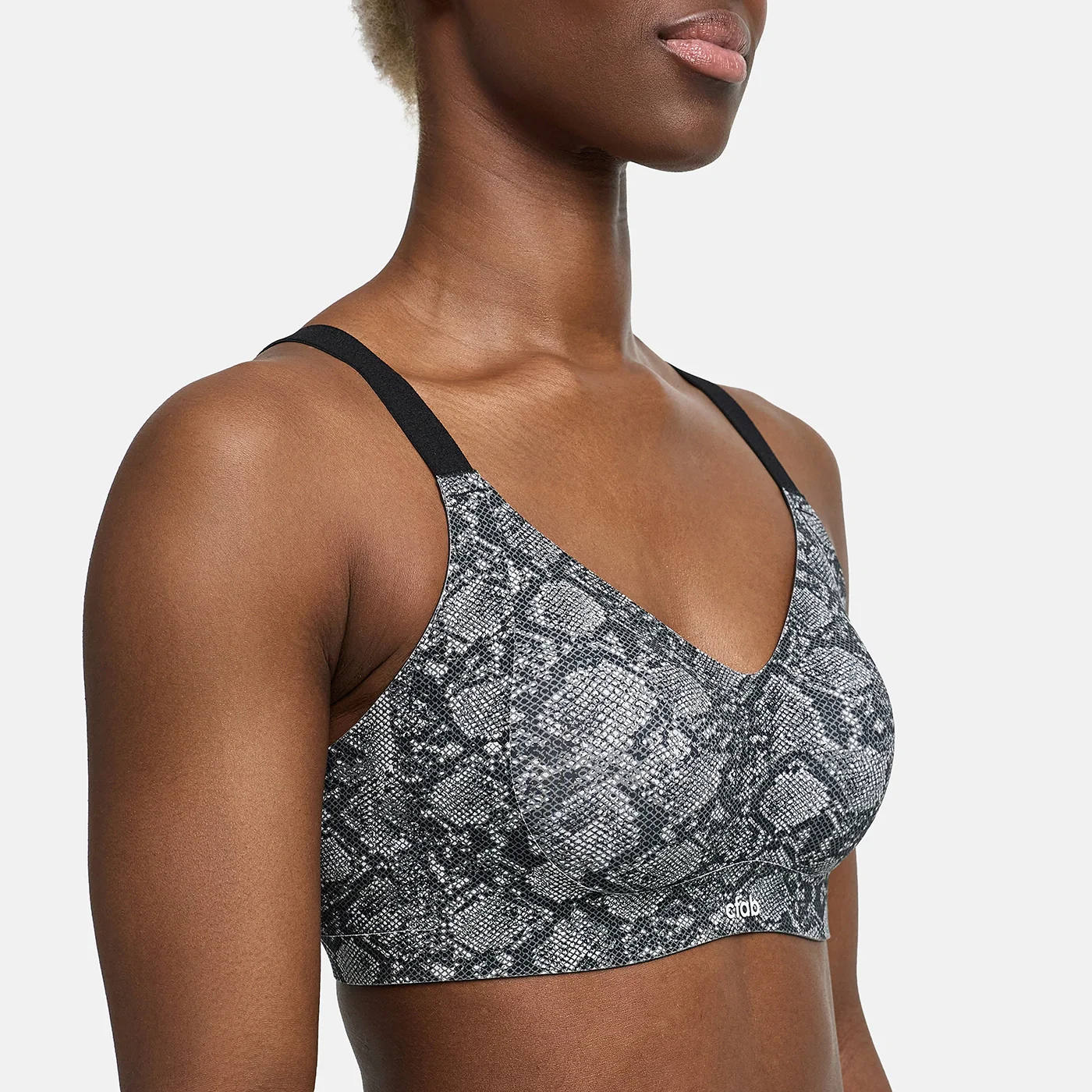 Seamless Compact Push-Up BH - Image 41
