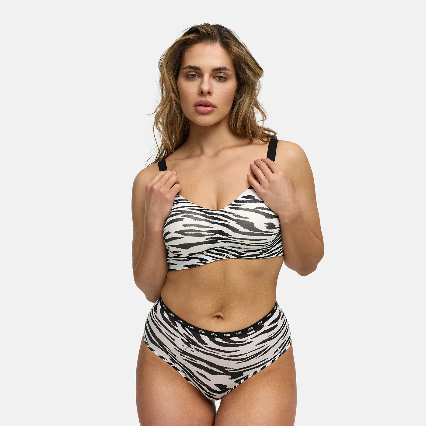 Seamless Compact Push-Up BH - Image 54