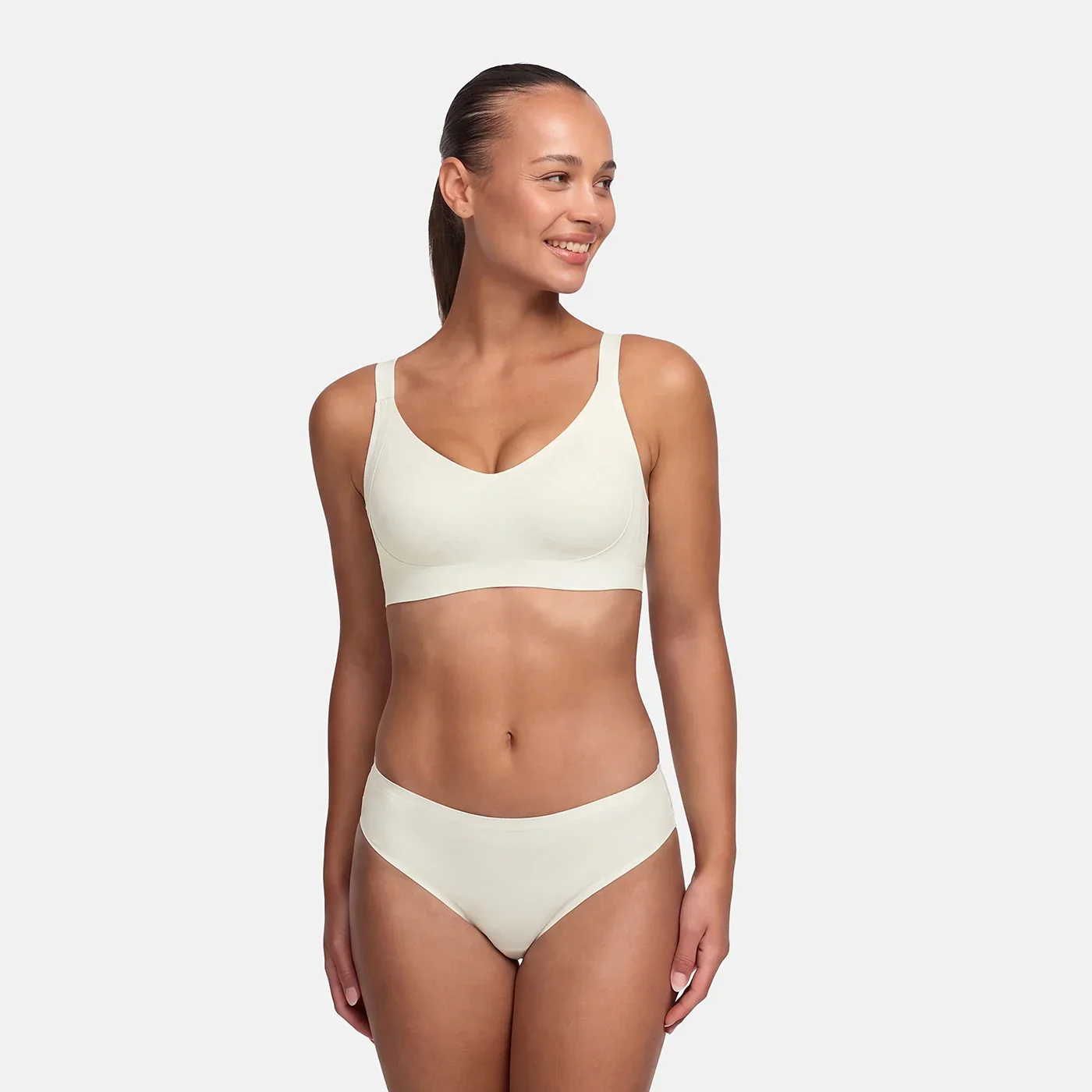 Seamless Compact Push-Up BH - Image 9
