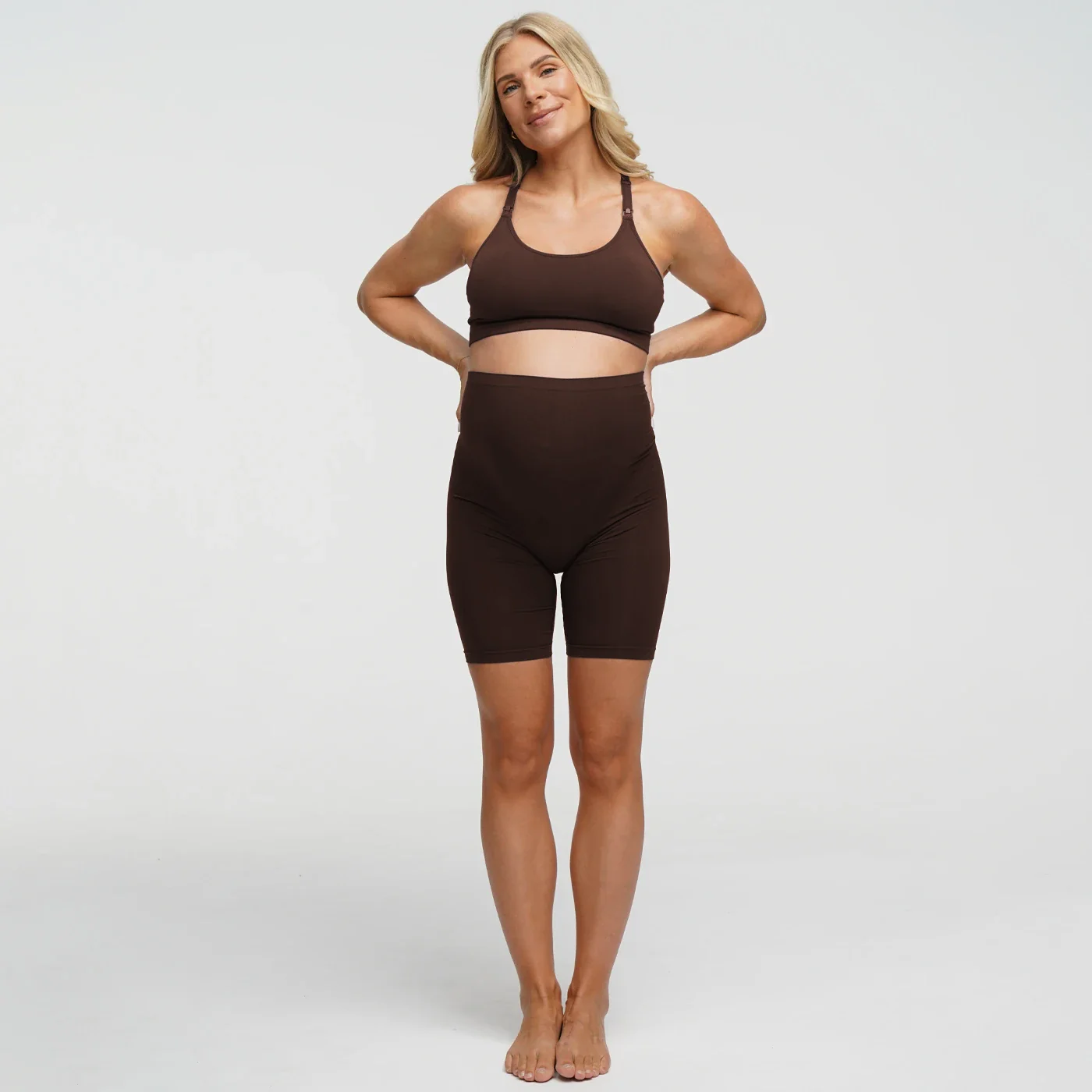 Seamless Umstandsshorts mit hohem Bund - Image 15