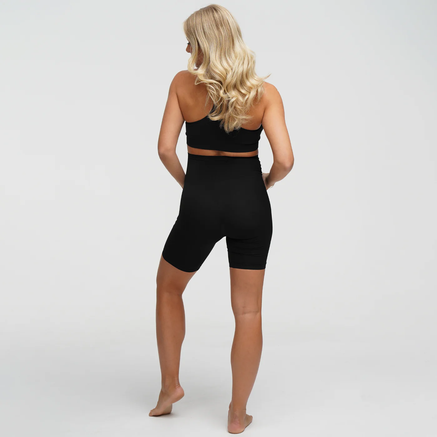 Seamless Umstandsshorts mit hohem Bund - Image 5