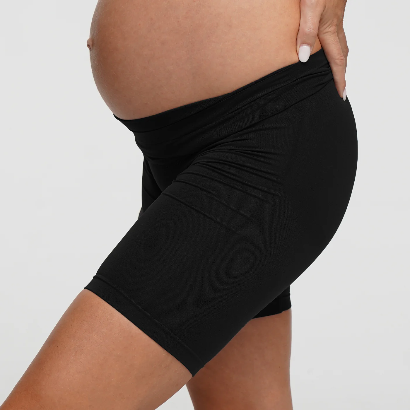Seamless Umstandsshorts mit hohem Bund - Image 8