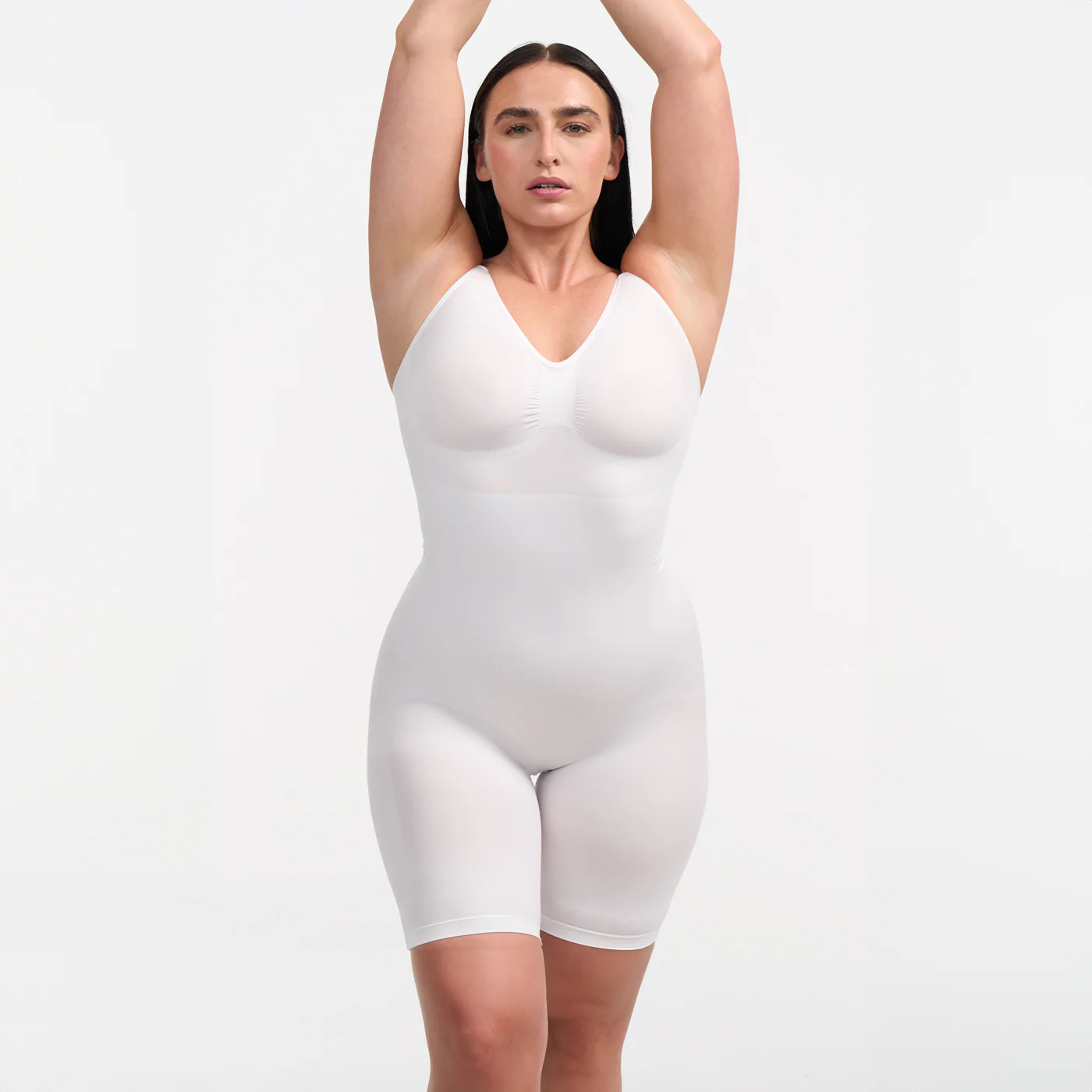 Bodysuit Sculpting Shapewear mit Shorts - Medium Shape - Image 9
