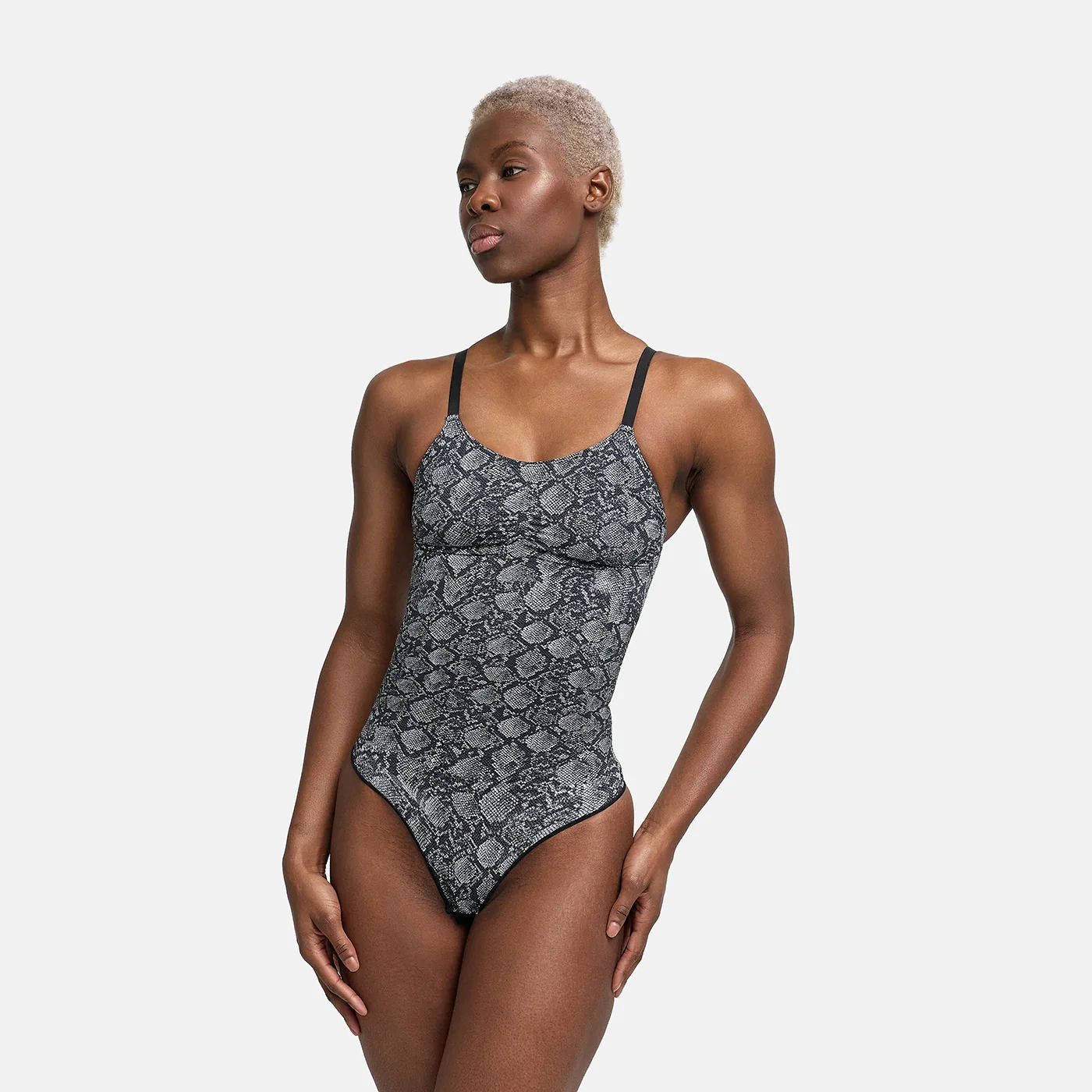 Bodysuit Sculpting Shapewear mit String - Image 53