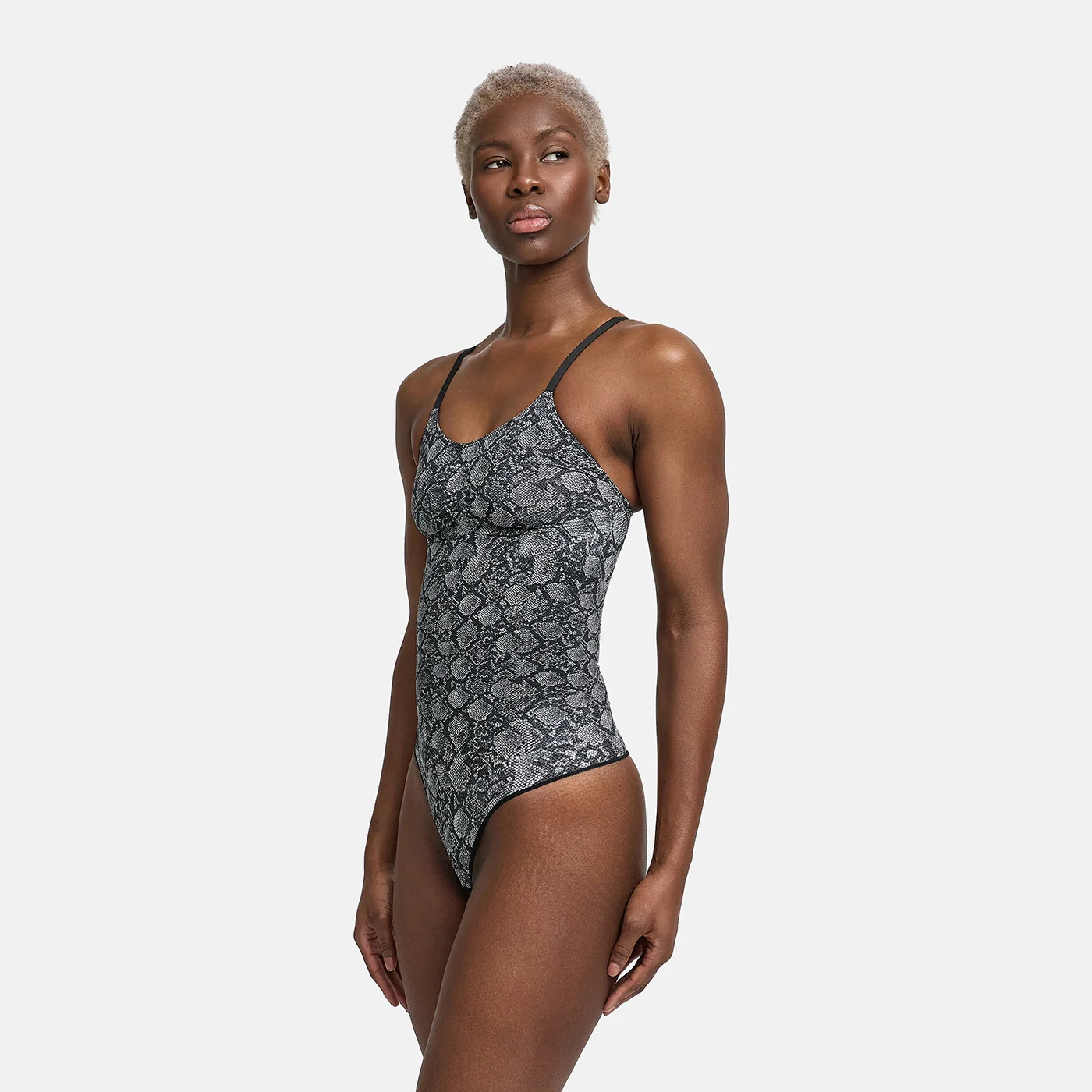 Bodysuit Sculpting Shapewear mit String - Image 54