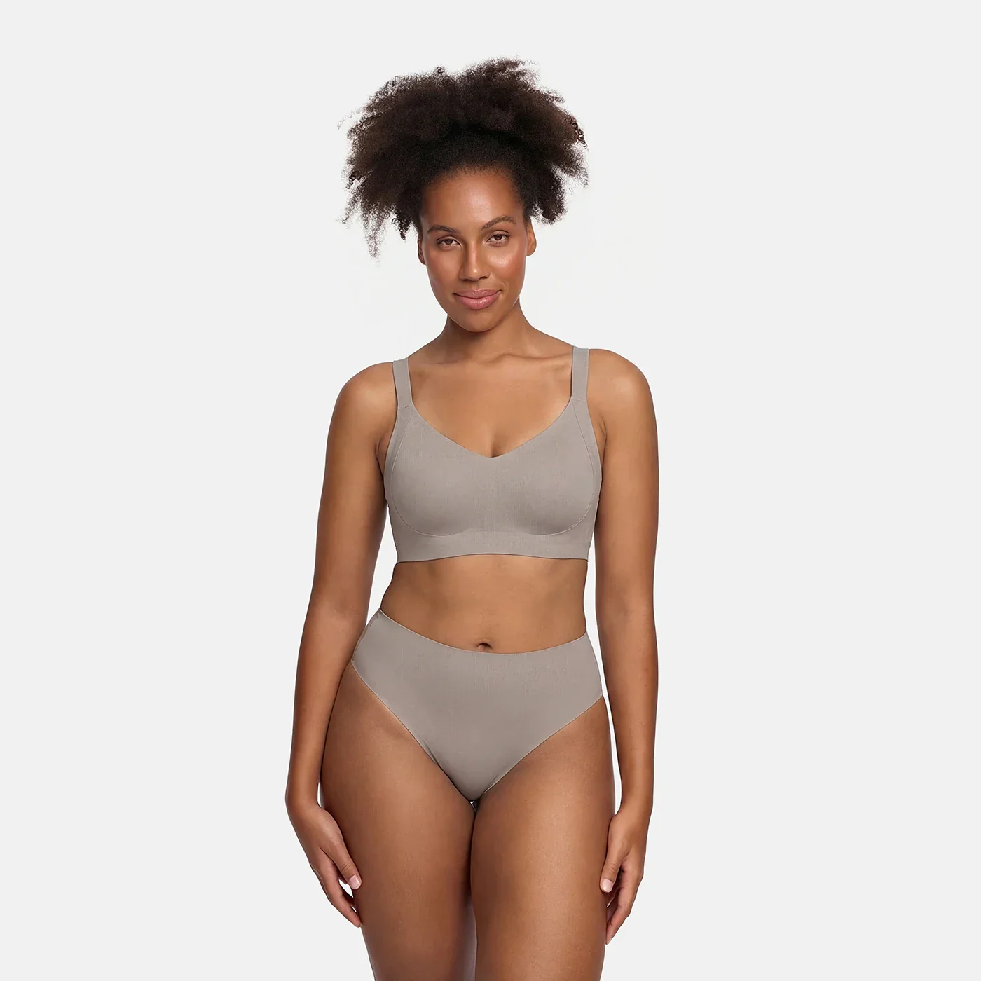 Seamless Compact Push-Up BH - Image 13