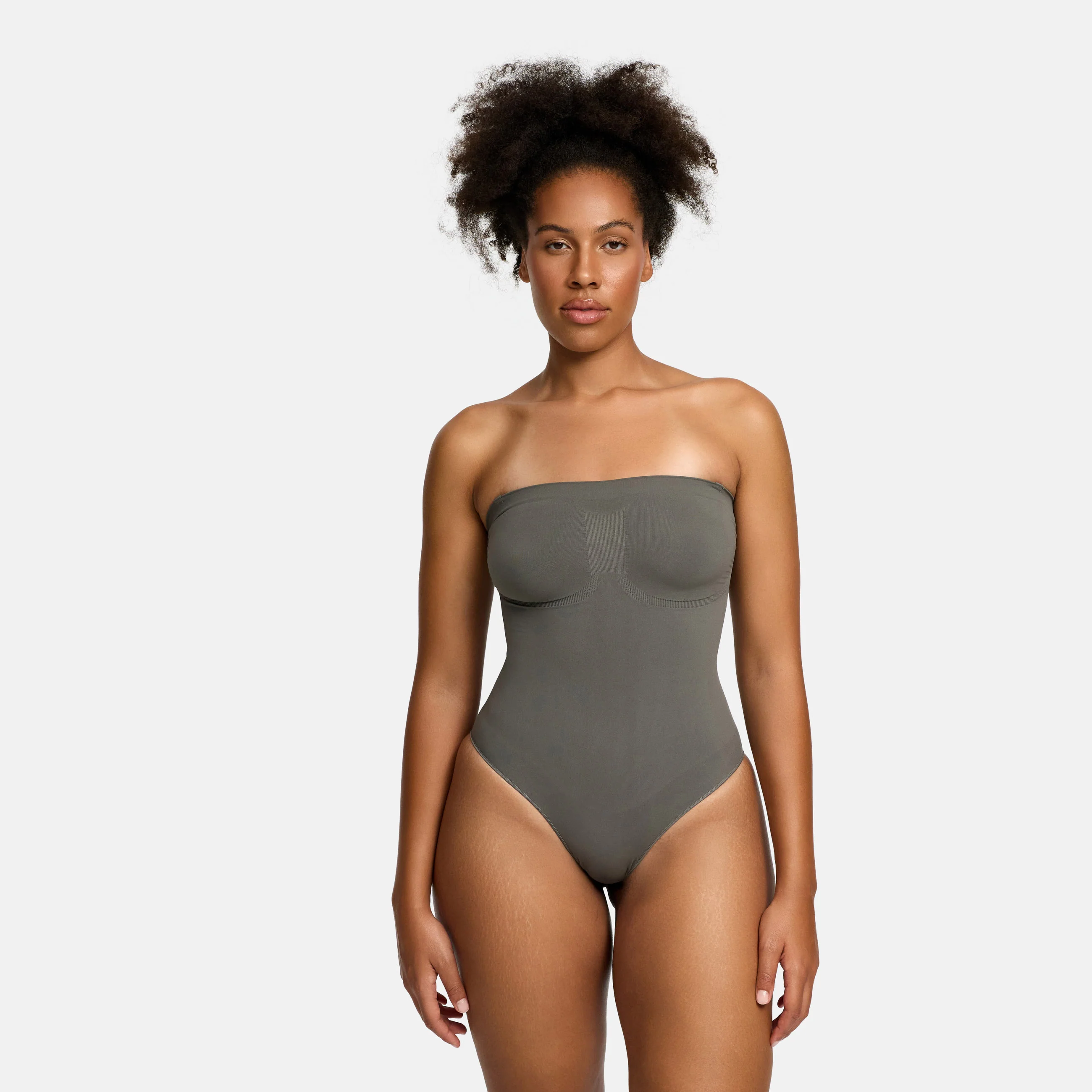 Trägerloser Bodysuit Sculpting Shapewear mit String - Image 15