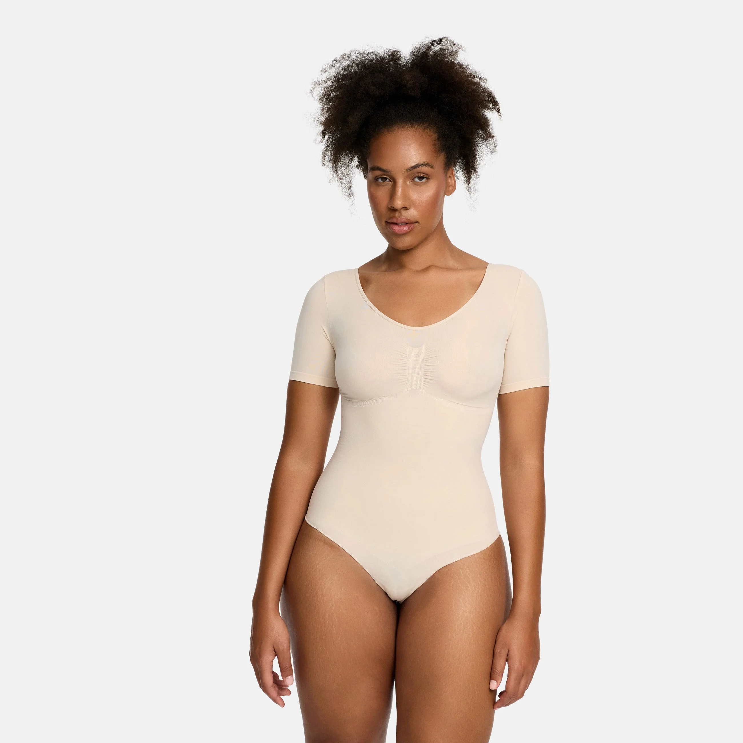 T-Shirt Bodysuit Sculpting Shapewear mit Slip - Image 11
